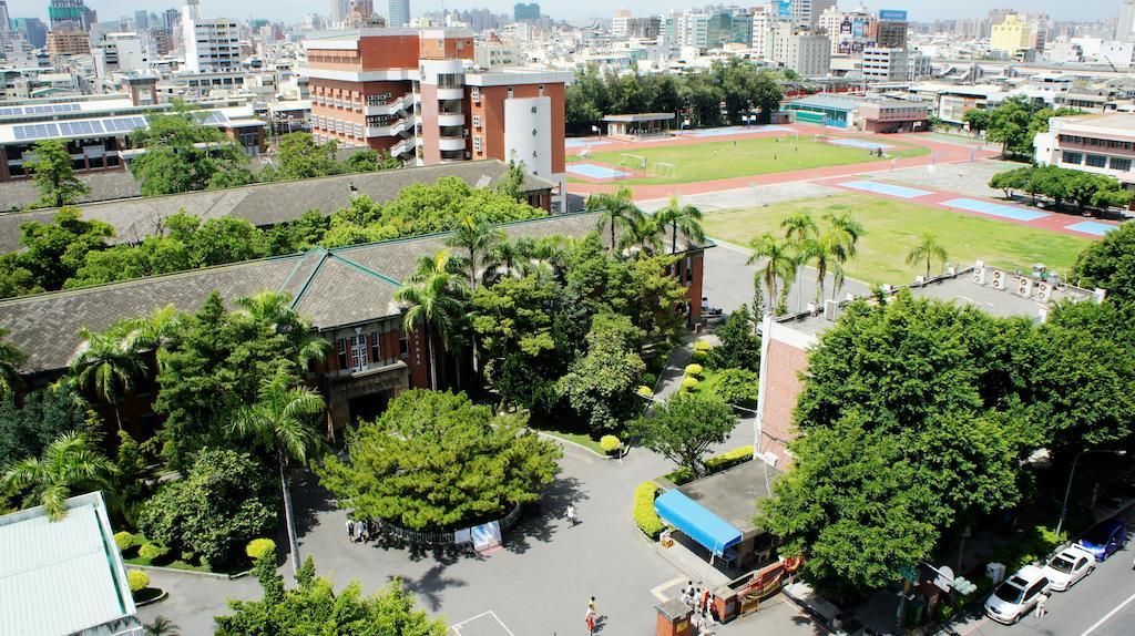 Sunwise Hotel Kaohsiung Bagian luar foto