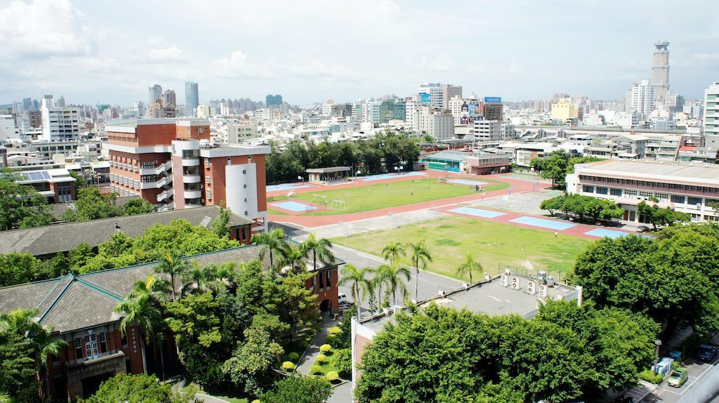 Sunwise Hotel Kaohsiung Bagian luar foto