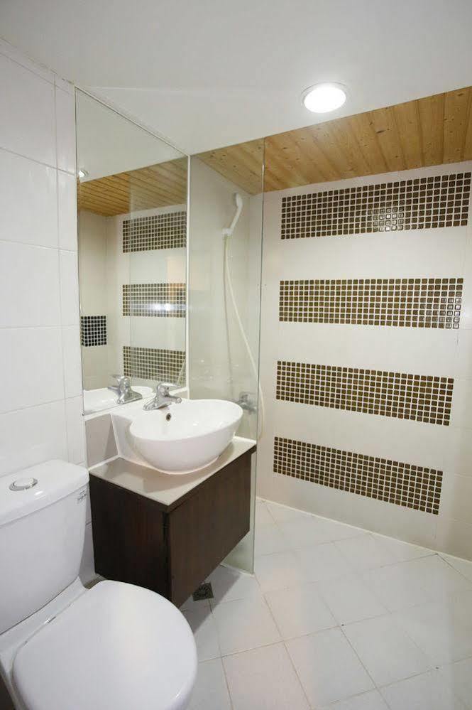 Sunwise Hotel Kaohsiung Bagian luar foto